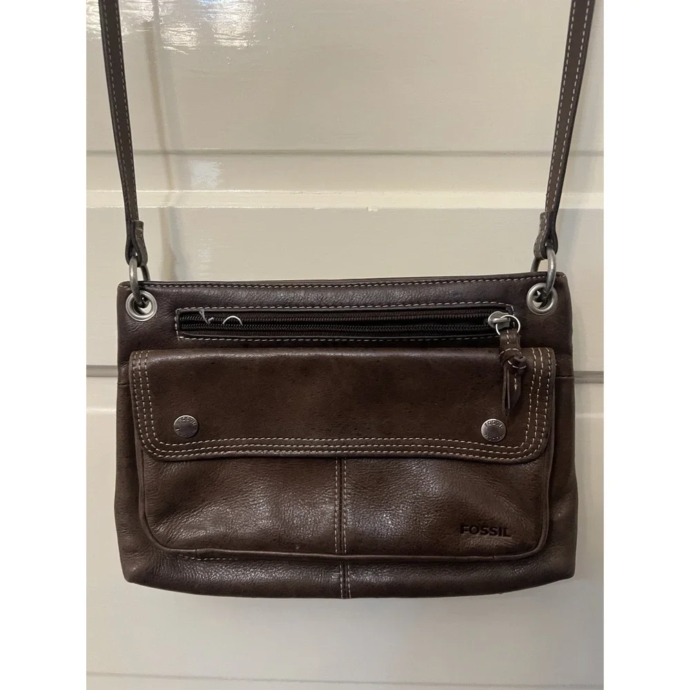 Fossil vintage brown